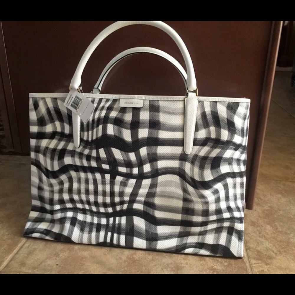 Coach large satchel- new